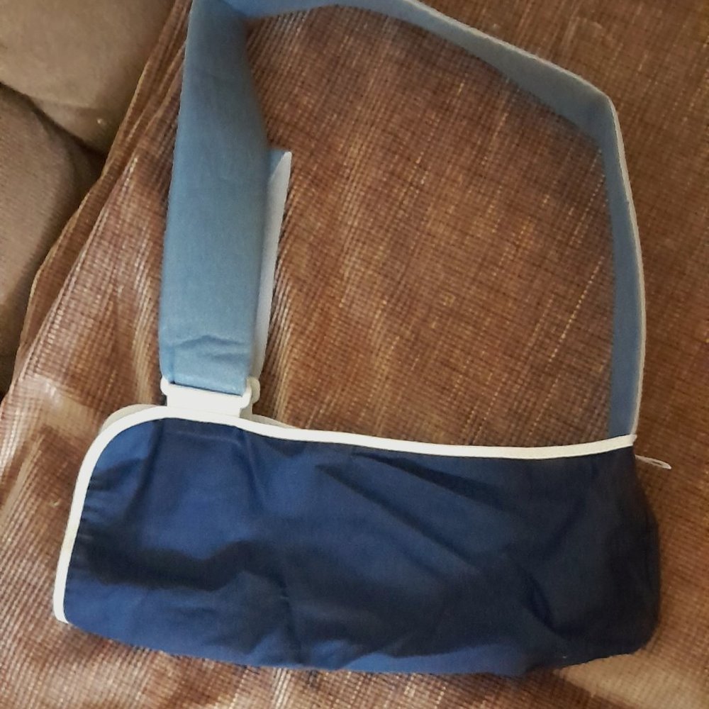 Corflex: Ultra arm sling, medium size